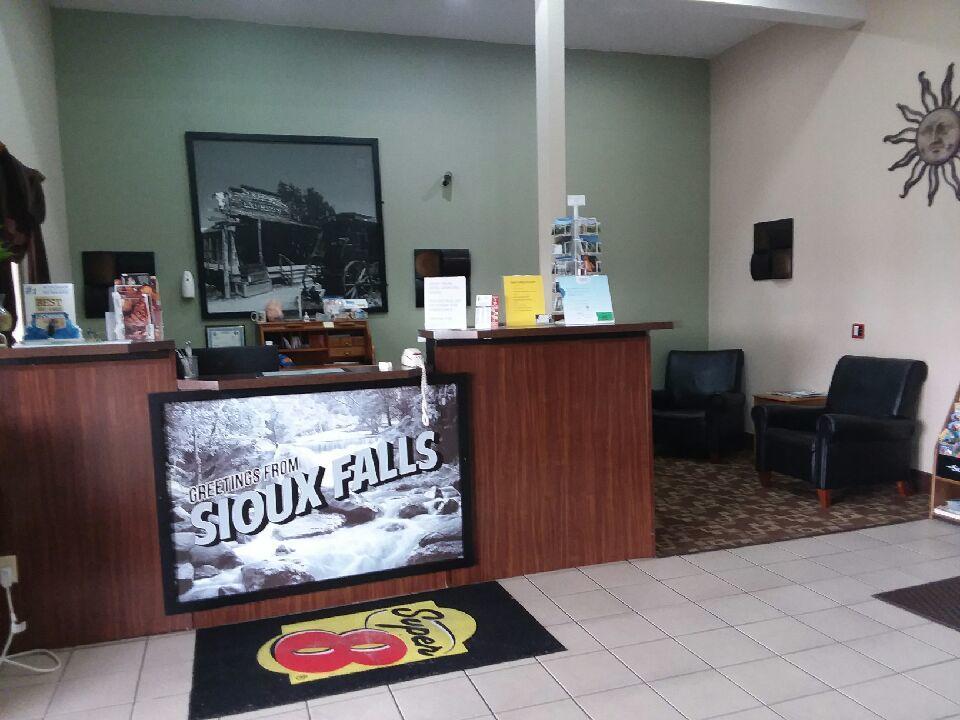 Super 8 By Wyndham Airport I90 Sioux Falls Exterior foto